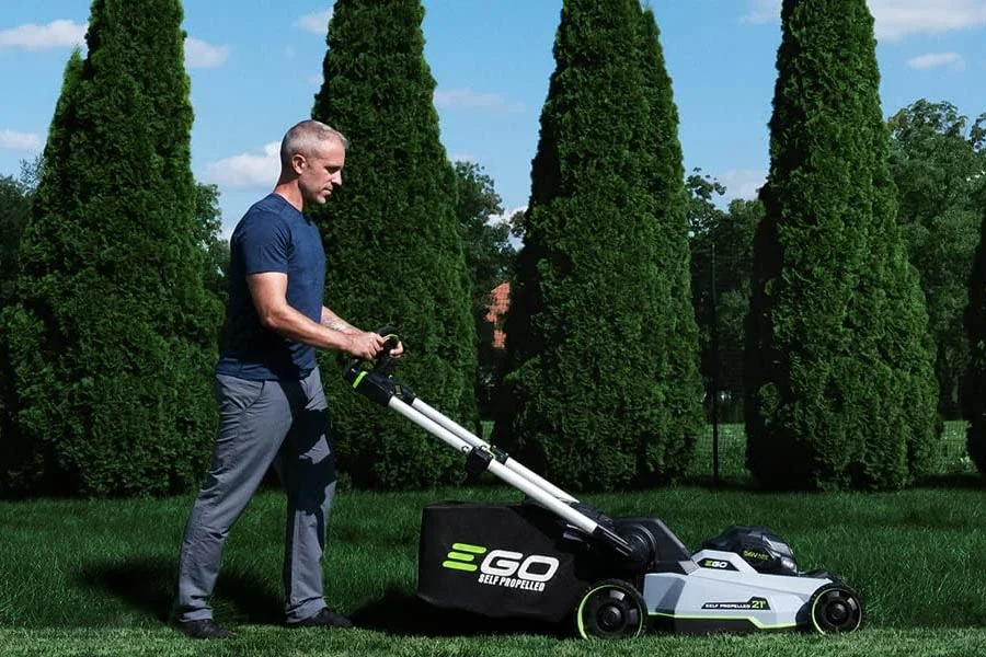 self propelled battery lawn mower